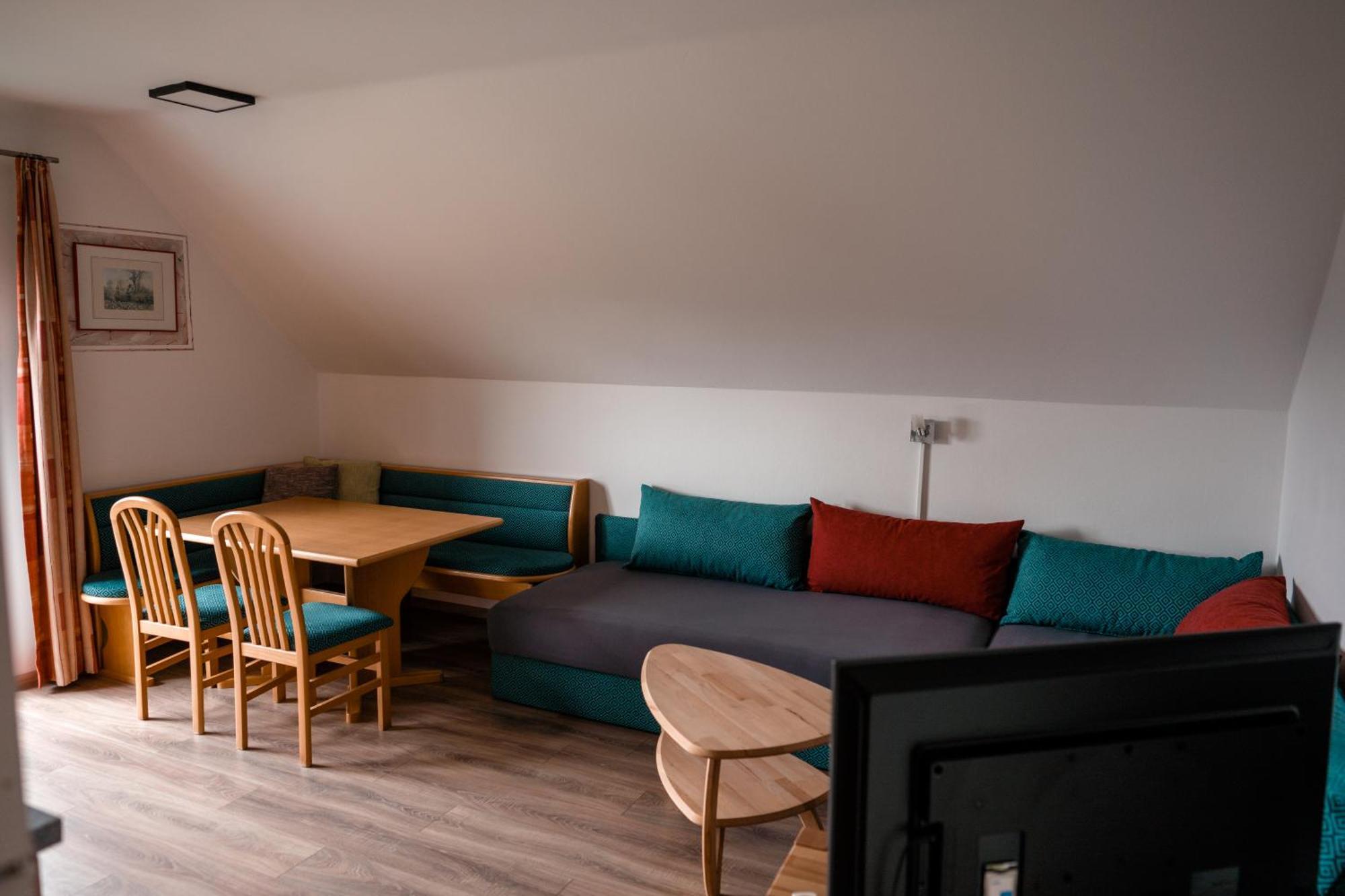 Urlaub Fuer Mensch Und Tier - Appartements Pirkhof Pörtschach am Wörthersee Exterior foto